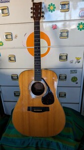  YAMAHA ヤマハ FG-301 アコースティックギター 日本製 昭和　レトロ　ジャンク　ケース付き