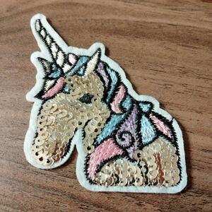 【ワッペン】ユニコーン　ラインストーン アイロン　アップリケ　刺繍