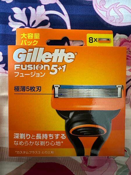 Gillette ジレットFusion 5+1極薄5枚刃　替え刃　8個入り