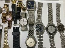 ★ジャンク品★腕時計おまとめ 稼働品含む 大量まとめ売り GUCCI/SEIKO/CASIO/CITIZEN/G-SHOCKなど 80点以上_画像9