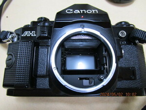 キャノンカメラAー１.FD２８mm、F２．８.ブラック．シャッター鳴き有り．