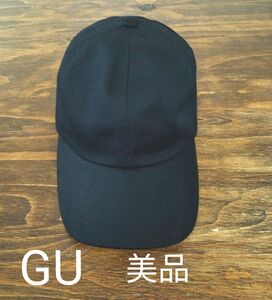 GU キャップ　美品　着用回数少なめ　黒 帽子