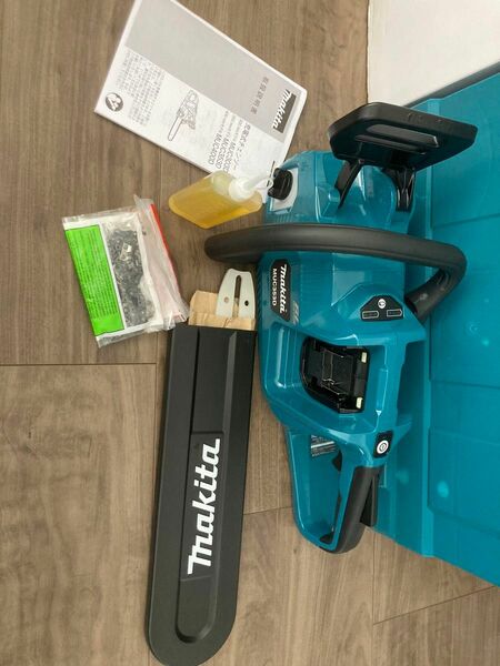 新品　マキタ　MUC353DZ 充電式チェーンソー makita