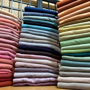  one right ..No937 undecorated fabric 60 sheets set sale capital . plain silk kimono ground . stylish kimono large amount set sale large liquidation 