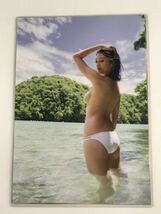 [150μフィルム厚手ラミネート加工］　原幹恵8ページ　雑誌の切り抜き　ビキニ水着　グラビア_画像3