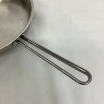 ◯営NI013-A12T80【埼玉発】Fissler フィスラー　片手鍋 鉄フライパン フライパン 直径約26cm stainless 18-10 現状品_画像3