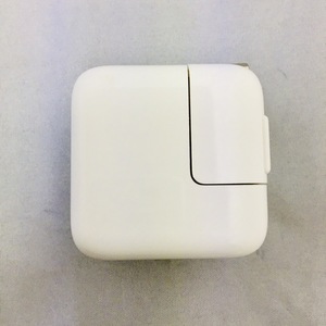【中古】[ Apple ] 純正 10W USB Power Adapter / 5V 2A 出力