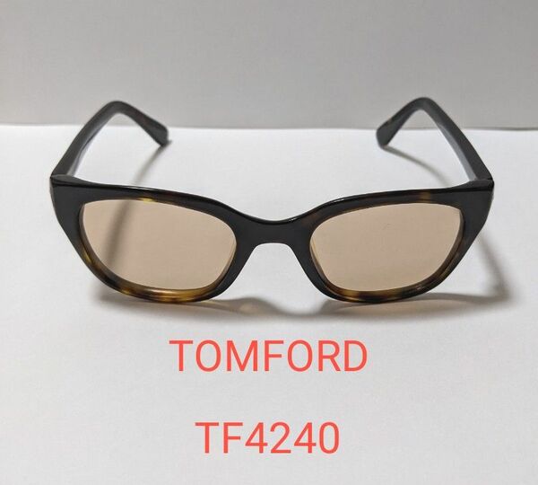 TOMFORD　TF4240 