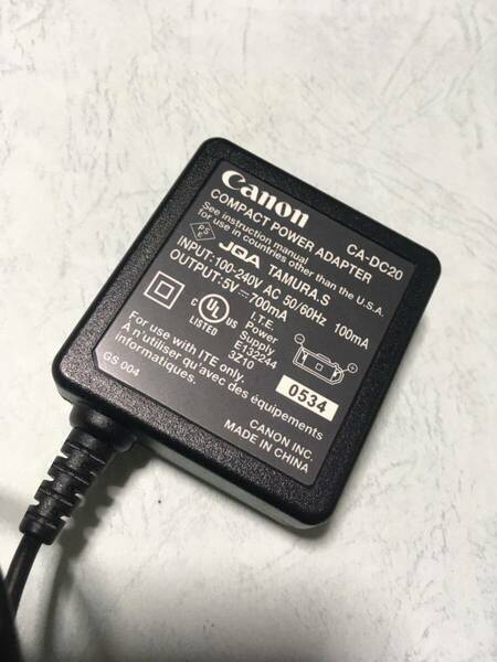 送料無料■中古■キヤノン純正品■ACアダプター CA-DC20■Canon AC充電器