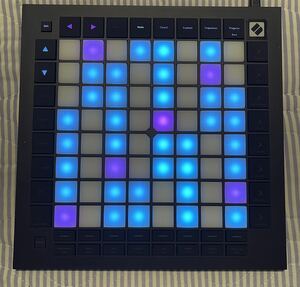 Novation Launchpad pro mk3 送料無料 付属品はUSBケーブルのみ