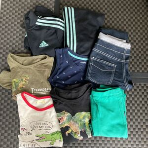 130adidasジャージ他、Tシャツ、ボトムス 130、140