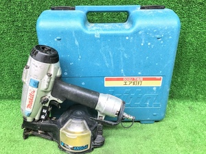 中古品 makita マキタ 50mm 常圧エア釘打ち機 AN504 ※本体+ケース 常圧釘打