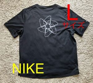 Lサイズ　風車　ナイキ(NIKE)(メンズ)黒　半袖Tシャツ ドライフィット UV ディビジョン マイラー GX DM4712-010 ブラック 