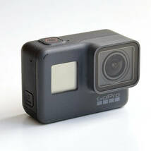 GoPro HERO5 Blackセット　本体　バッテリー　フレーム　マウント用バックル／ゴープロ　アクションカメラ デジタルビデオカメラ_画像2