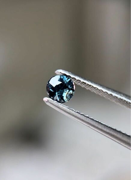 ひささまへ カラーチェンジガーネット 0.51ct 4.6mmラウンド