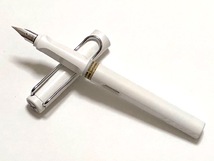 ◎LAMY ラミー サファリ 万年筆 ホワイト系 M（中字）◎美品◎_画像1