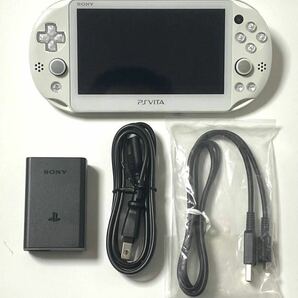 ☆送料無料☆PlayStation Vita pch-2000 ホワイト プレイステーション ヴィータ PS Vita SONY ソニー 本体 初期済み psvita 2000 即決