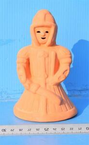 昔懐かしい陶器の水中アクセサリー 踊る 笑う 埴輪 剣士 素焼き ぞ⑩　はにわ haniwa ハニワ 幅90×奥60×高150ｍｍ　140ｇ 4974230000112