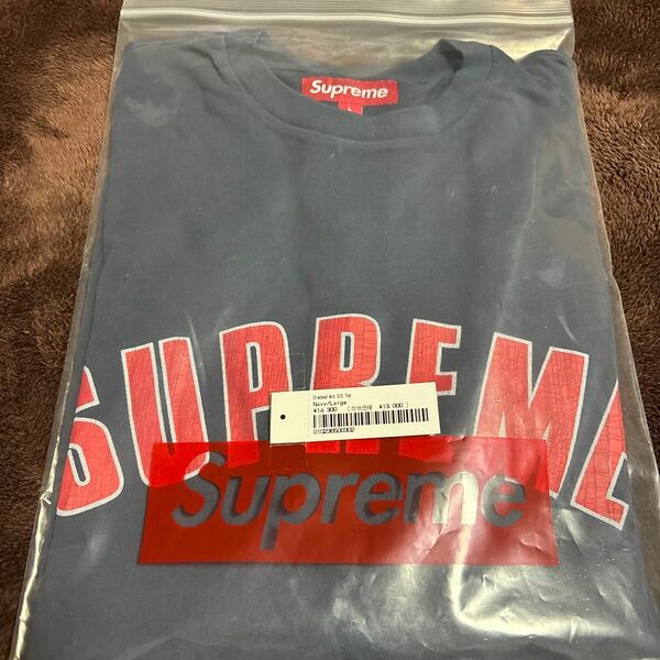 supreme Tシャツ　Lサイズ