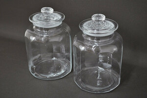 R-047167　昭和レトロ　ガラス瓶2個セット(蓋付き、キャニスター)(R-047167)
