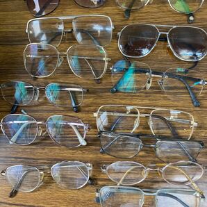 メガネ まとめて 56本 サングラス 眼鏡 老眼鏡 フレーム めがね 度レンズ有/無 金属フレーム 伊達 Nikon Dior チタン ブランド 等 大量の画像3