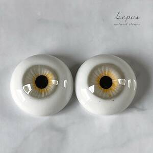 ＊Lepus＊　約19.4mm/19.7mm　グラスアイ　＃Y1167