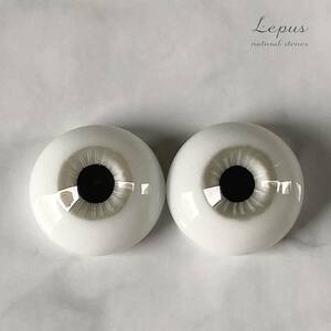 ＊Lepus＊　約14.8mm/15.3mm　グラスアイ　＃1175