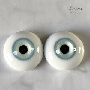 ＊Lepus＊　約17.9mm/18.5mm　グラスアイ　＃1222