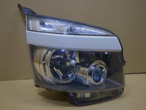 【岩手 盛岡発】中古 純正 ヴォクシー DBA-ZRR75G 右ヘッドランプASSY HID KOITO 28-203 ＜個人あて発送不可商品＞