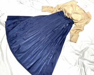  super lustre satin set * gloss ....... satin blouse ×........ feel of super lustre satin pleated skirt * long * lining equipped 