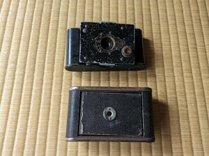 ジャンク　昔のカメラ　明らかに壊れてます　部品取りに如何ですか　レトロ　KODAK 