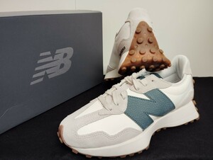 新品23.5cm ニューバランス newbalanceレディーススニーカーMS327GAホワイトグリーン白緑WS327好きにも