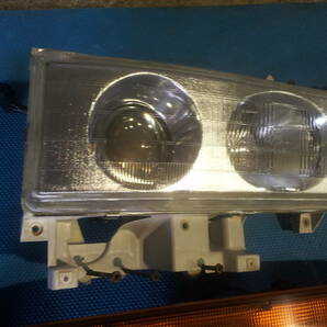 三菱  NEWキャンター 24V  ヘッドライト/ウインカー 左右セット R6-5-1の画像2