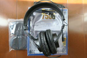 * SONY MDR-7506 headphone unused ear pads attaching *