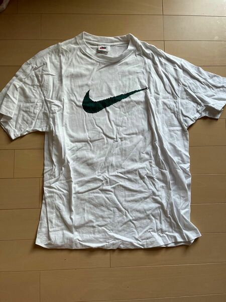 nike ナイキ Tシャツ 古着 ビッグスウォッシュ サイズL 半袖Tシャツ ビンテージ