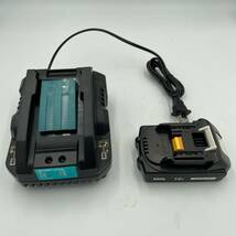 (A) マキタ makita 互換 BL1820 + 小型 DC18RC 充電器 18V バッテリー セット_画像8