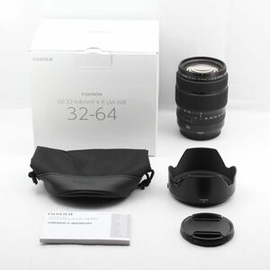 元箱（一部切り抜きあり）、ケース付き。キャップに擦れあり。★新品級★ FUJIFILM フジフイルム GF32-64mm F4 R LM WR