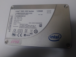 ■ SSD ■ 120GB （6646時間）　Intel　正常判定　厚みあり　送料無料