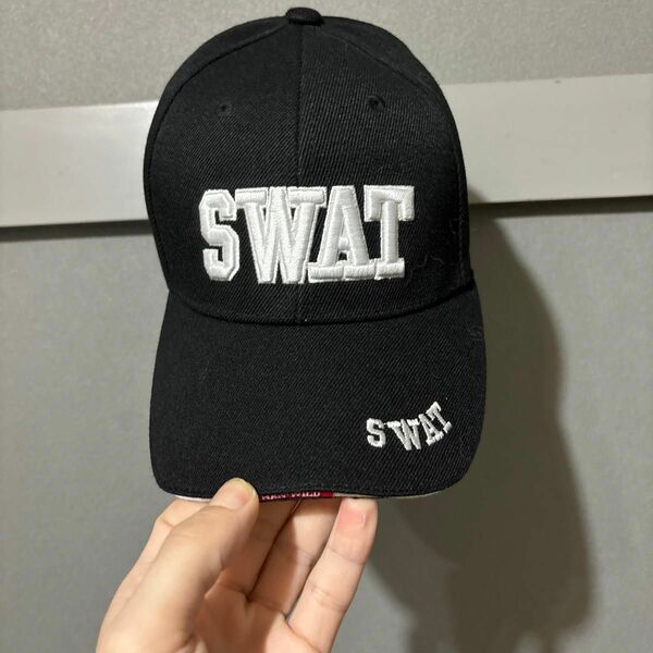 【アメリカのやばい部隊_SWAT】 帽子 半キャップ(BLACK)