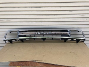 US　Grille　HiLux truck　ピックアップ 80　90 YN85 YN80 RZN147　RZN152　Datsun Truck　D21　ムーンアイズ