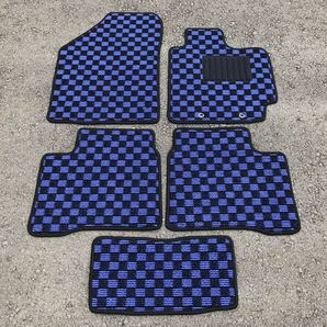 ■送料無料■スズキ スイフト/スポーツ ZC系 ZD系 後期 チェックブルー フロアマット 日本産 新品(年式:H29年1月~R5年12月)