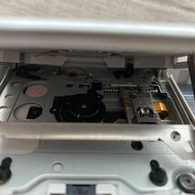 PSP3000★プレイステーションポータブル本体☆電池・電池蓋1台★欠品為★ジャンク品_画像3