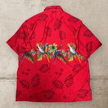 ★美品★総柄★ハワイアン★PALMERA 半袖アロハシャツ 2XL レッド系 オウム・インコ柄 オープンシャツ 古着 USED 洗濯 プレス済み 1270_画像2