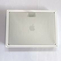 【超美品】M2 MacBook Air 13インチ シルバー 1TB, 16GB USキーボード US配列 デュアルUSB-Cポート搭載35Wコンパクト電源アダプタ_画像9