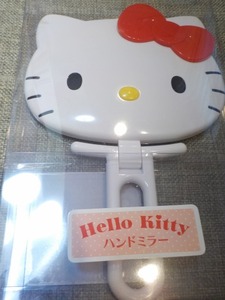 新品　サンリオオリジナル　Hello Kitty　ハローキティー　ハンドミラー