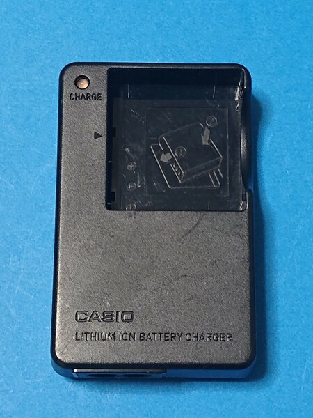 送料無料 即決 CASIO デジタルカメラ用 充電器 BC-31L (エクシリム EXILIM バッテリー NP-40用 BC31L）電源ケーブル別売 管FG