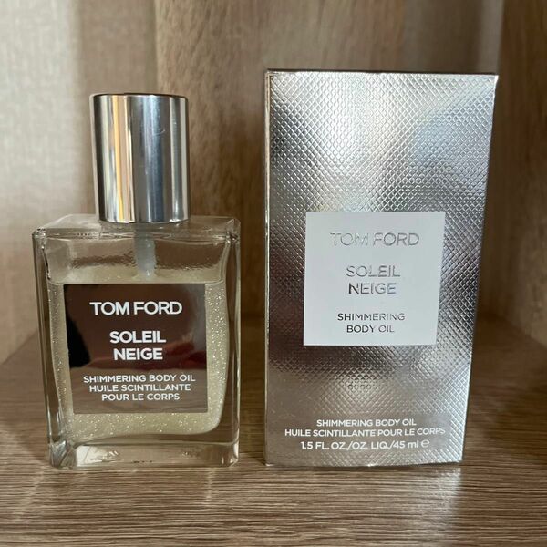 TOM FORD ソレイユネージュ　シマリングボディオイル限定サイズ45ml 