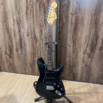 B718【神奈川県厚木市・現状品・1円スタート】 Fender Japan Stratocaster ST72-55 フェンダー ストラトキャスター 1984-87年製 Eシリアル_画像1