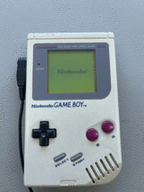 1円スタート 任天堂 NINTENDO ゲームボーイ DMG-01 本体 電源タップ 星のカービィー2 ドンキーコング等 ソフト 箱 説明書 8点 攻略本3点_画像3