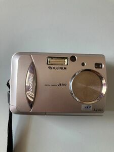 FUJIFILM デジタルカメラ FinePix A303　(乾電池式)